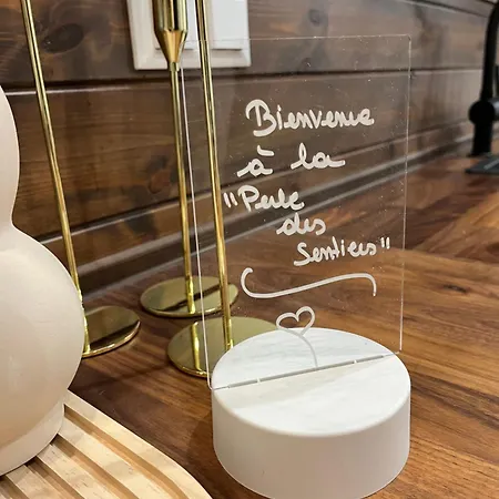 La Perle Des Sentiers Chalet *